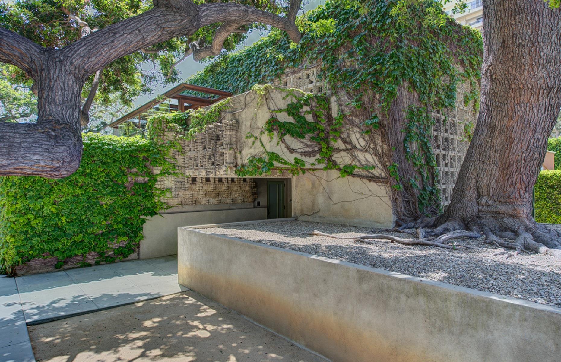 Lloyd Wright Studio, California, USA
